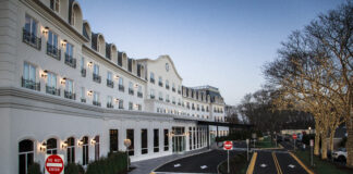 Chateau Grande Hotel Hotel Exterior Entrance